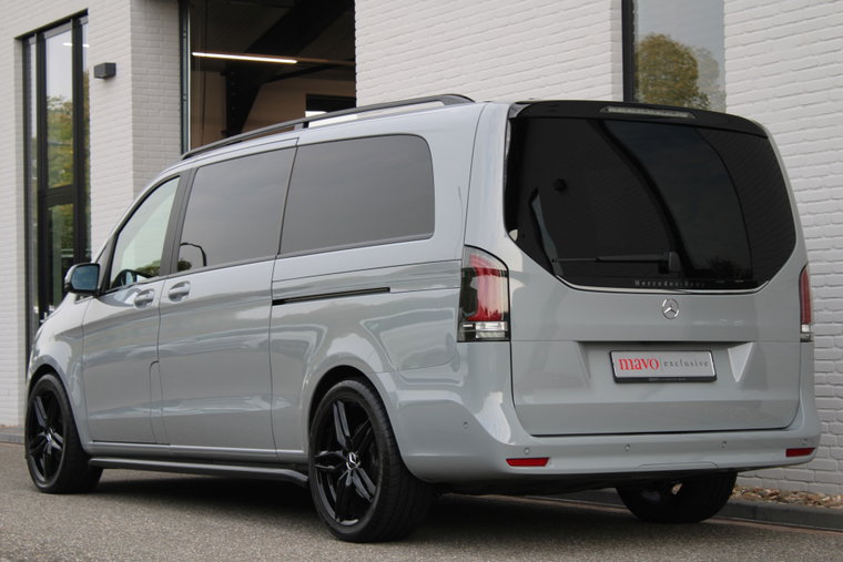 Vehicle Image 24