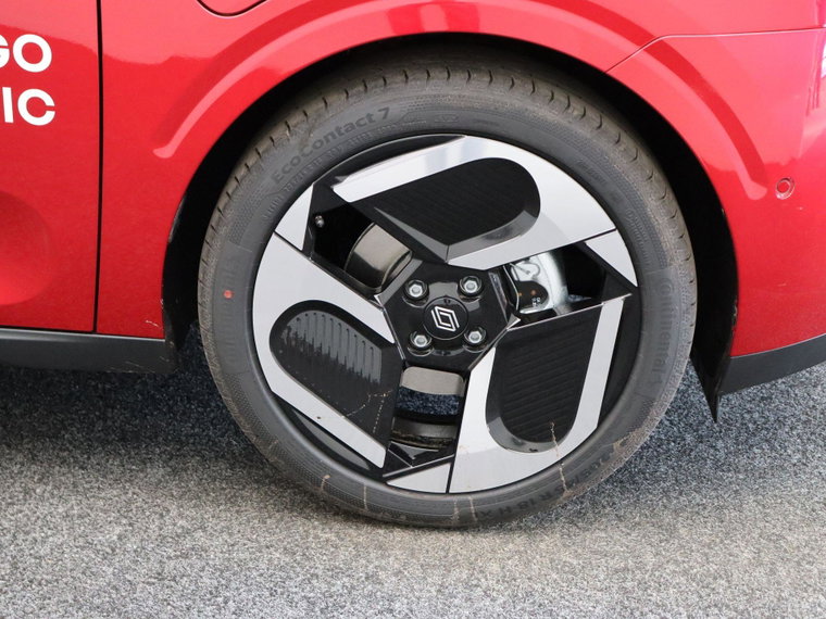 Vehicle Image 40