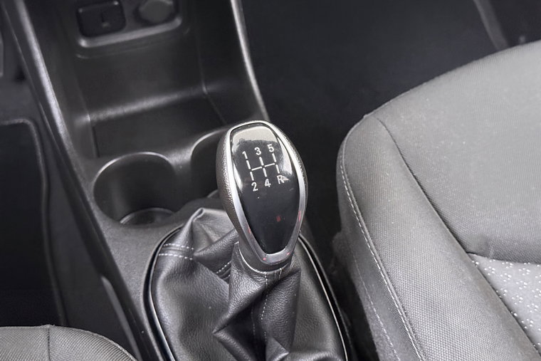 Vehicle Image 24