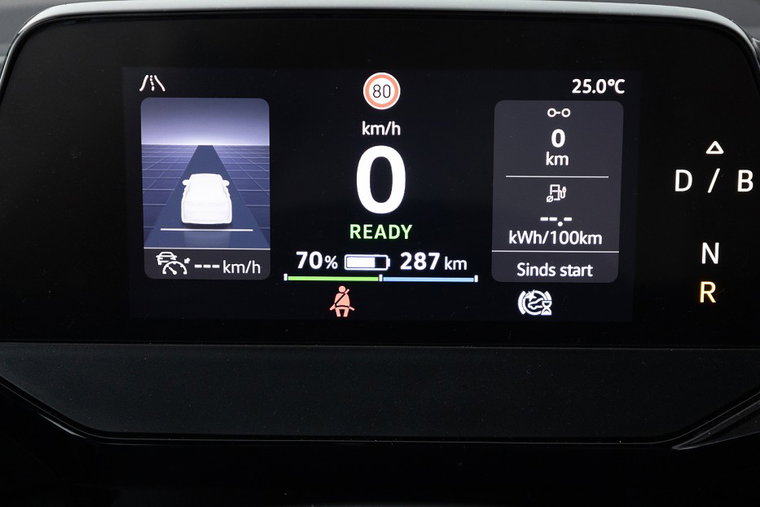Vehicle Image 18