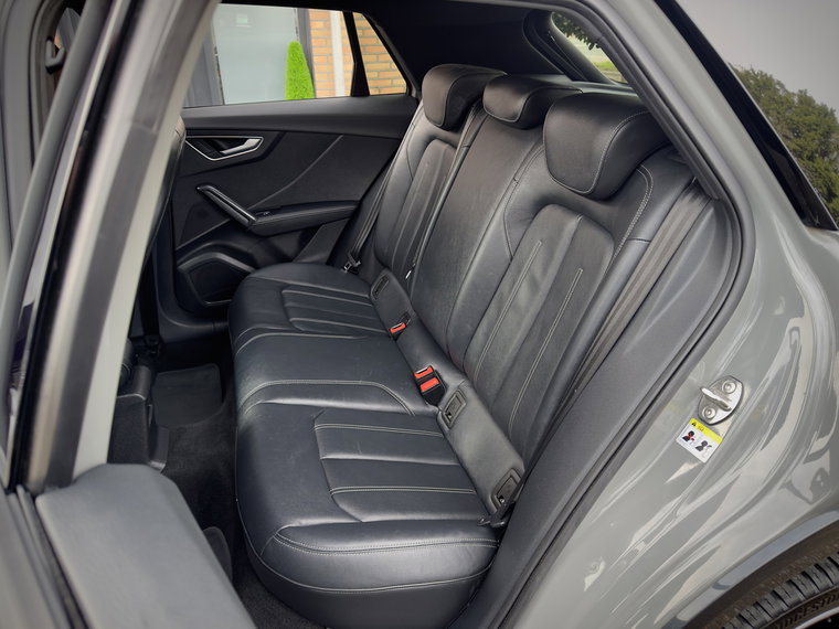 Vehicle Image 15