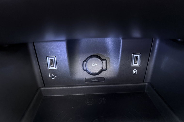 Vehicle Image 33