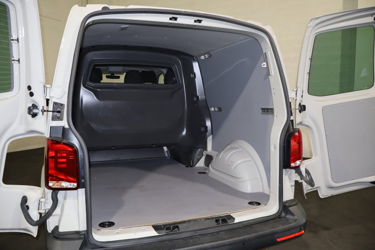 Vehicle Image 13