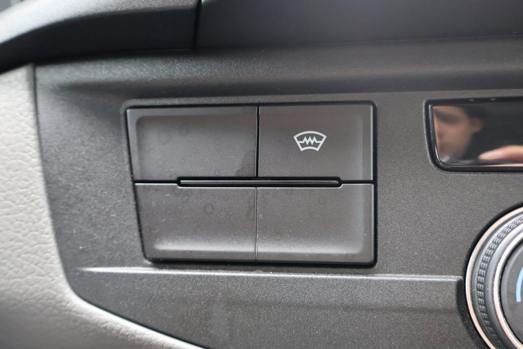 Vehicle Image 26
