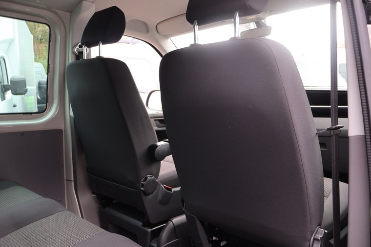 Vehicle Image 36