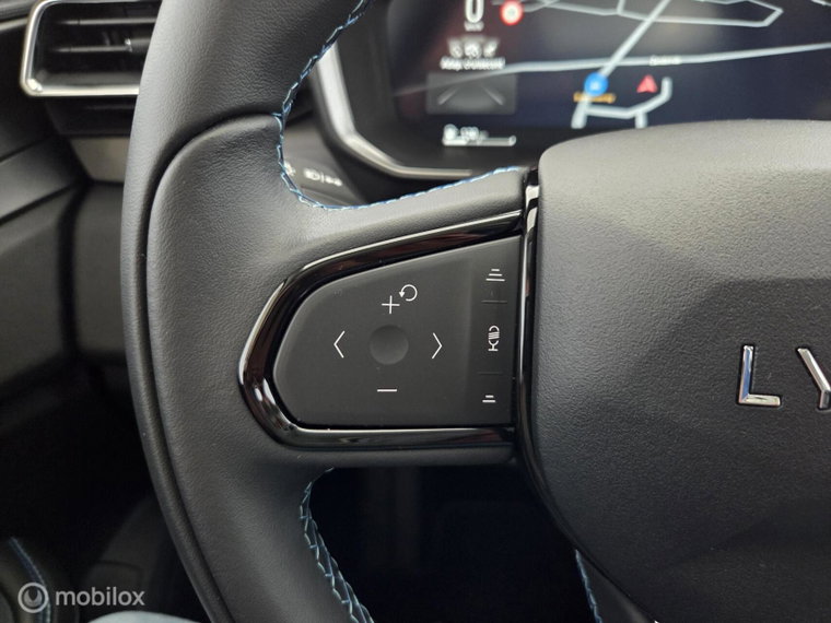 Vehicle Image 38