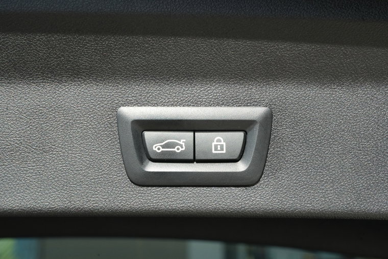 Vehicle Image 33