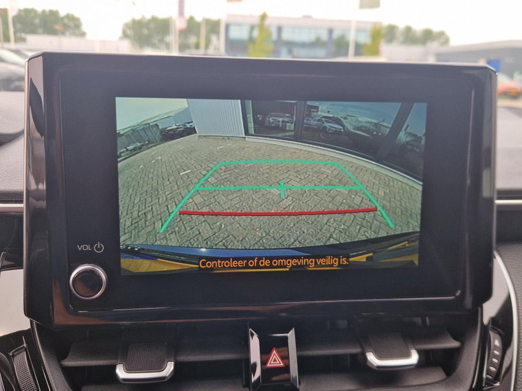Vehicle Image 21