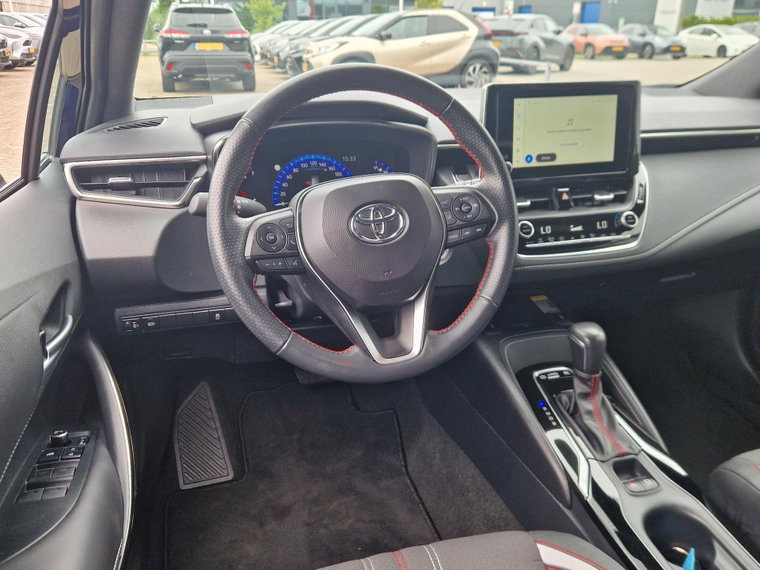 Vehicle Image 10