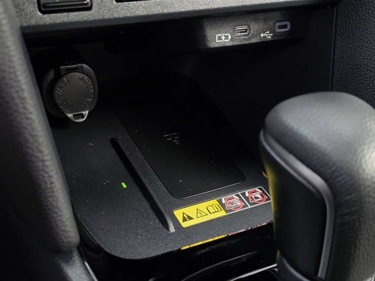 Vehicle Image 27