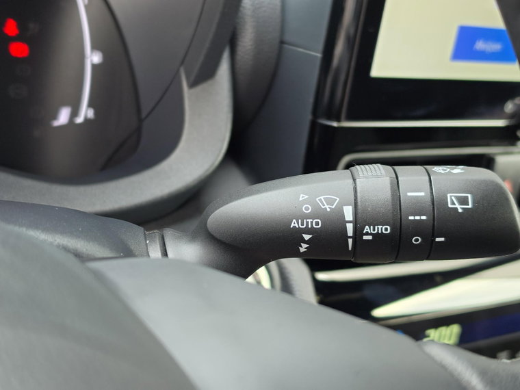 Vehicle Image 33