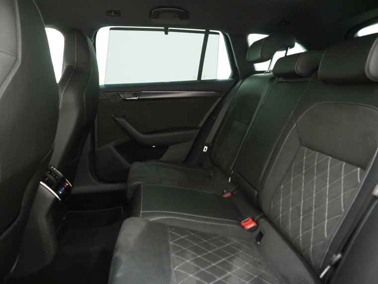 Vehicle Image 40