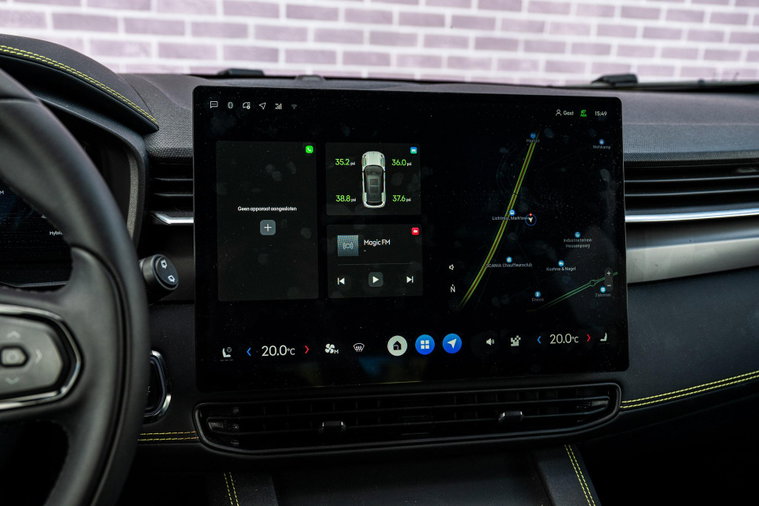 Vehicle Image 18
