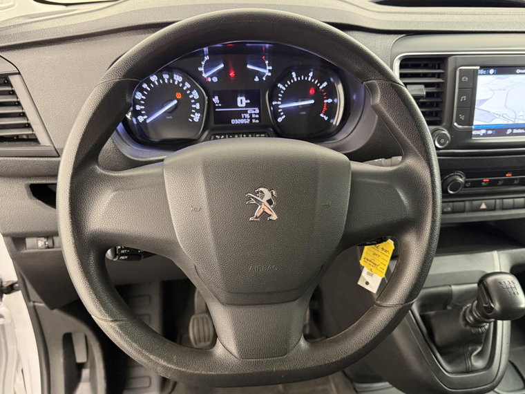 Vehicle Image 26