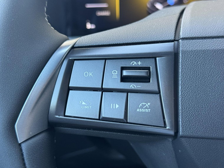 Vehicle Image 33