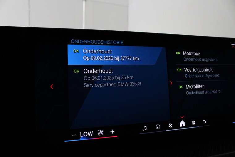 Vehicle Image 35