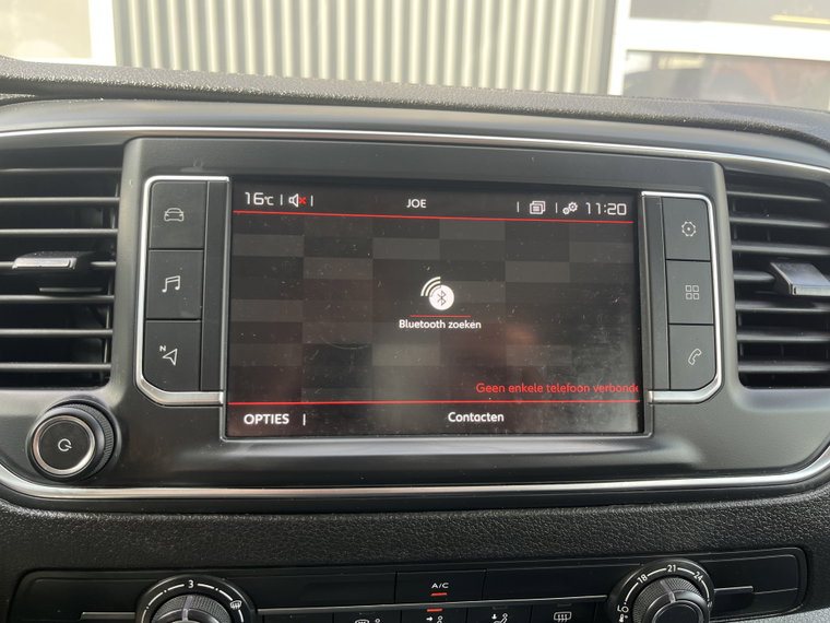 Vehicle Image 29