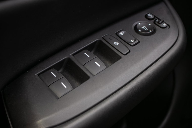 Vehicle Image 38