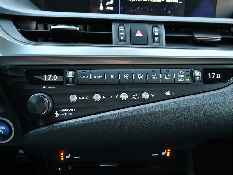 Vehicle Image 39