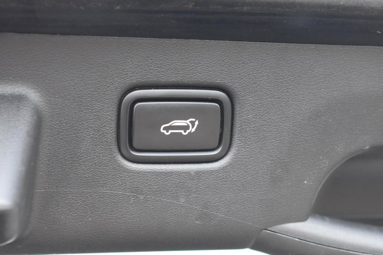 Vehicle Image 26