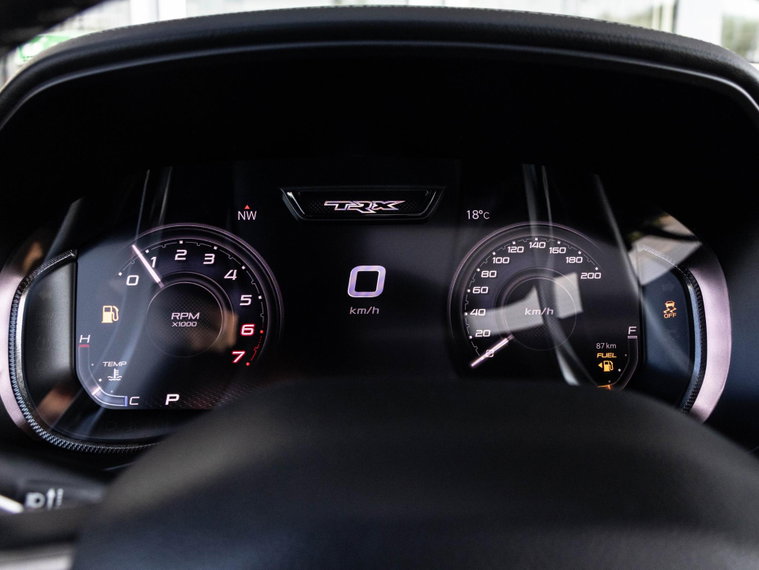 Vehicle Image 32