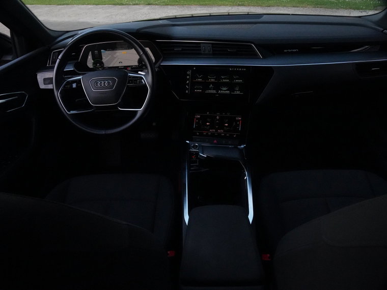 Vehicle Image 46