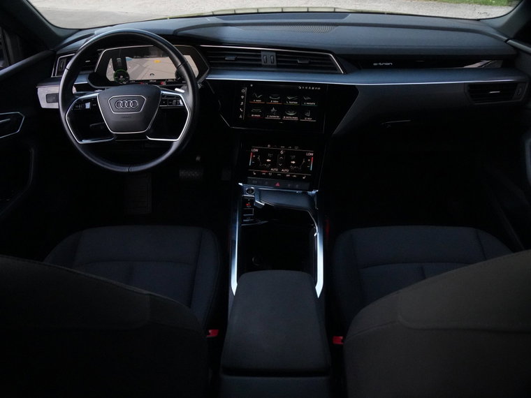 Vehicle Image 48