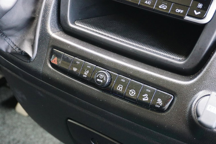Vehicle Image 34