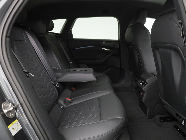 Vehicle Image 51