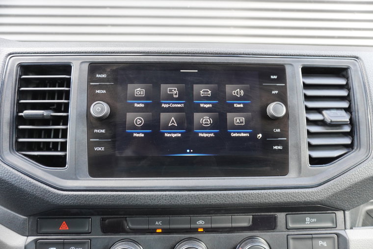 Vehicle Image 23