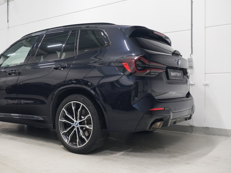 Vehicle Image 38