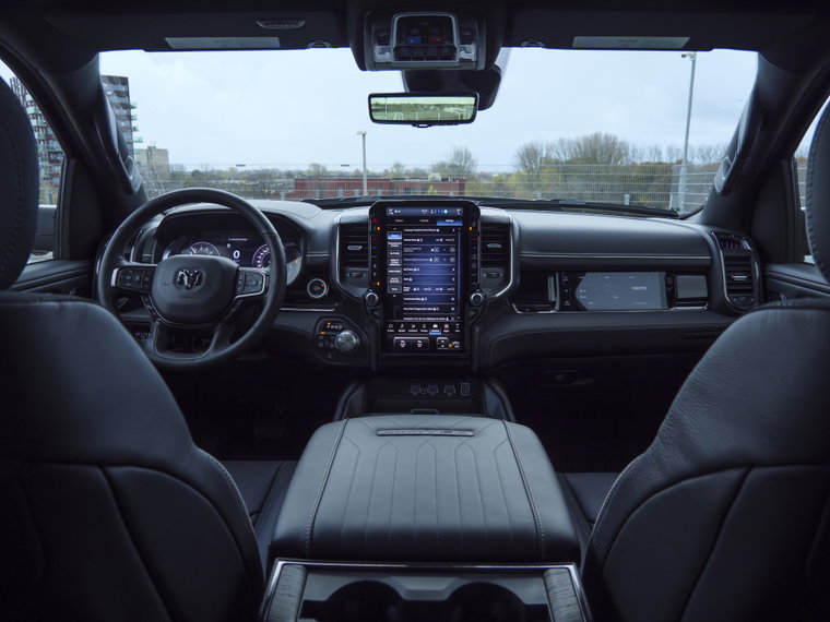 Vehicle Image 36