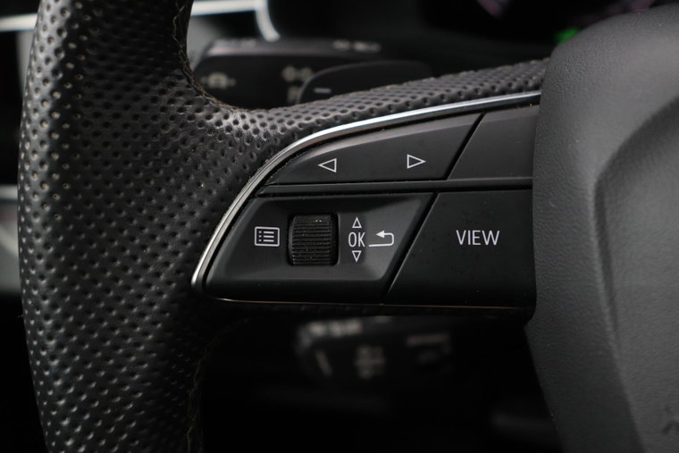 Vehicle Image 40