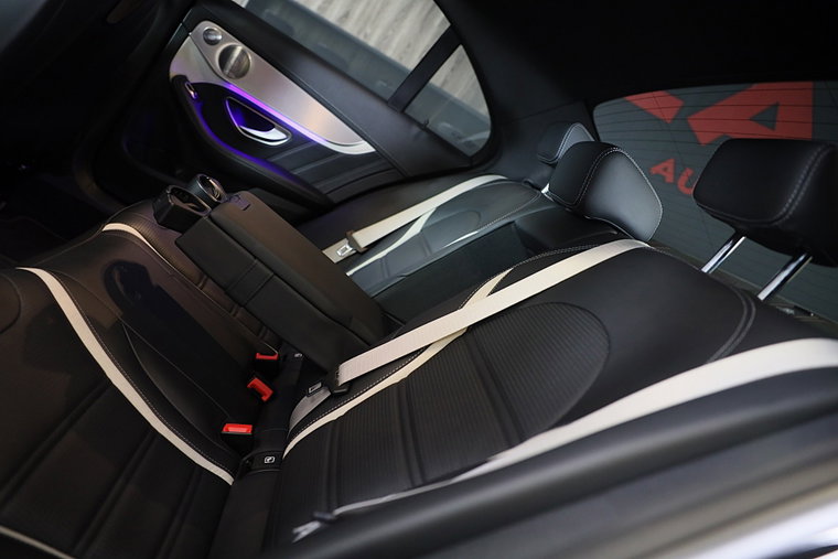 Vehicle Image 35