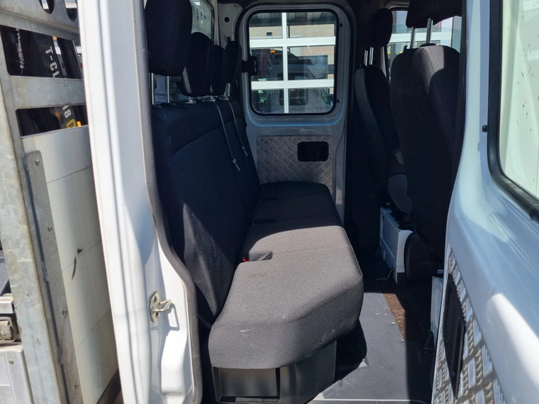 Vehicle Image 38