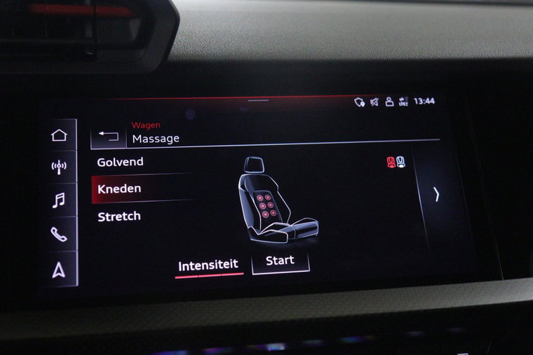 Vehicle Image 35