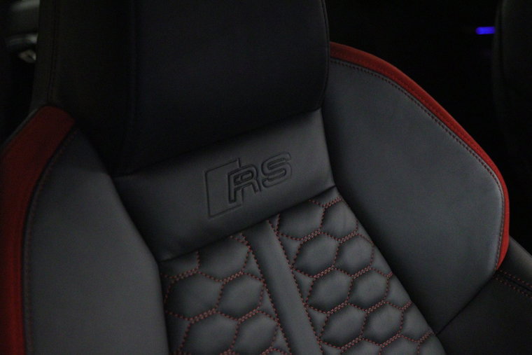 Vehicle Image 48