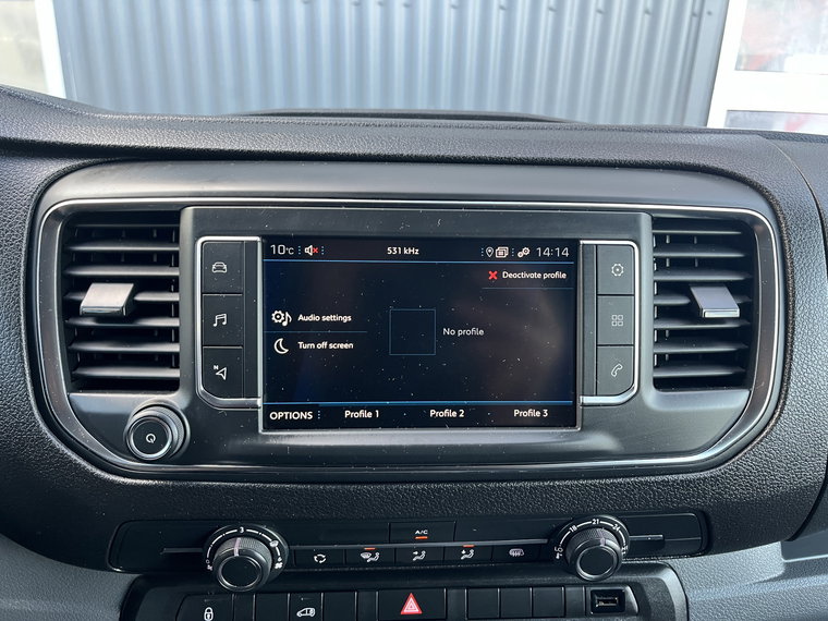 Vehicle Image 35