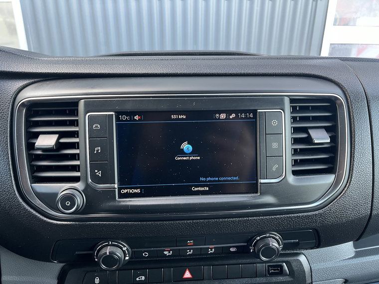 Vehicle Image 37