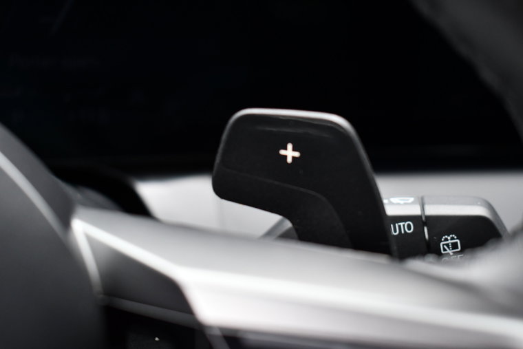 Vehicle Image 48