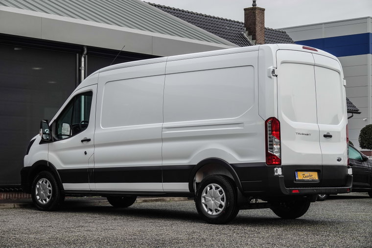 Vehicle Image 23