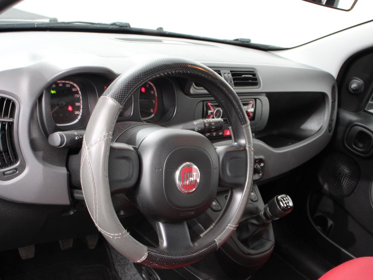 Vehicle Image 16