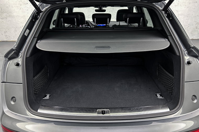 Vehicle Image 18