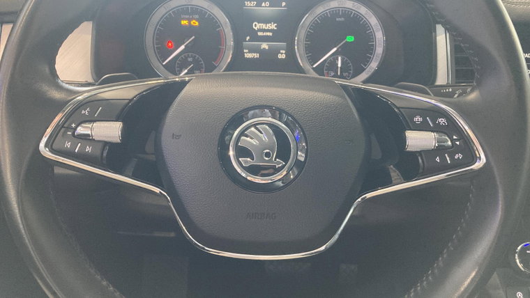 Vehicle Image 17
