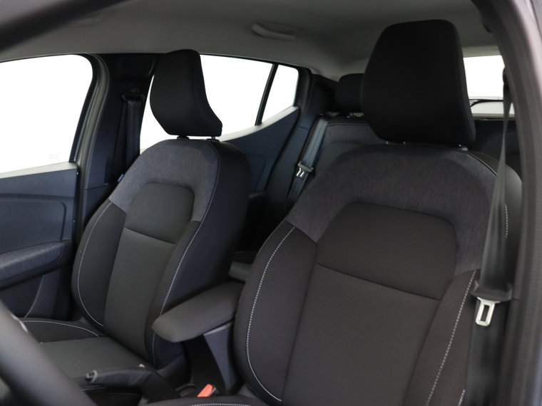 Vehicle Image 37