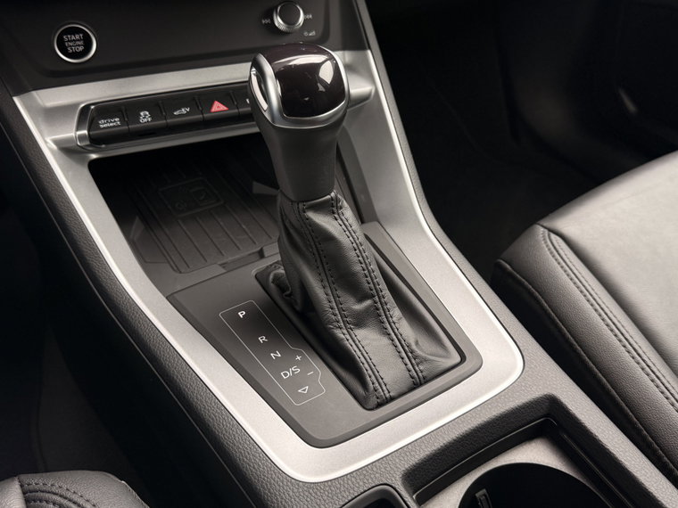 Vehicle Image 37