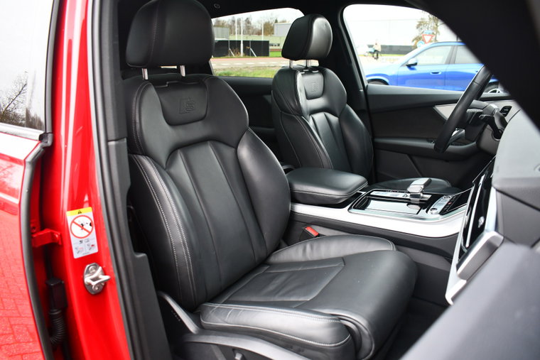 Vehicle Image 36