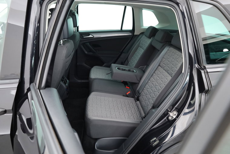 Vehicle Image 36