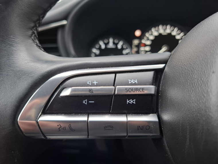 Vehicle Image 28
