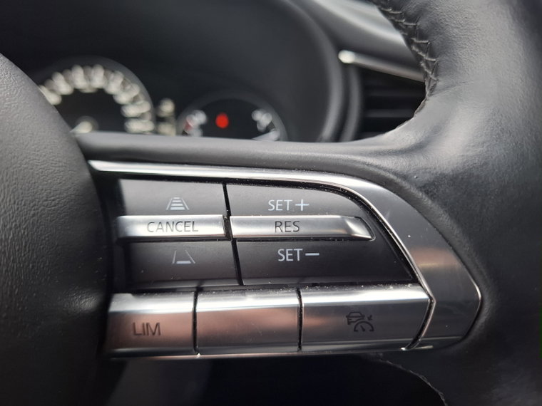 Vehicle Image 29